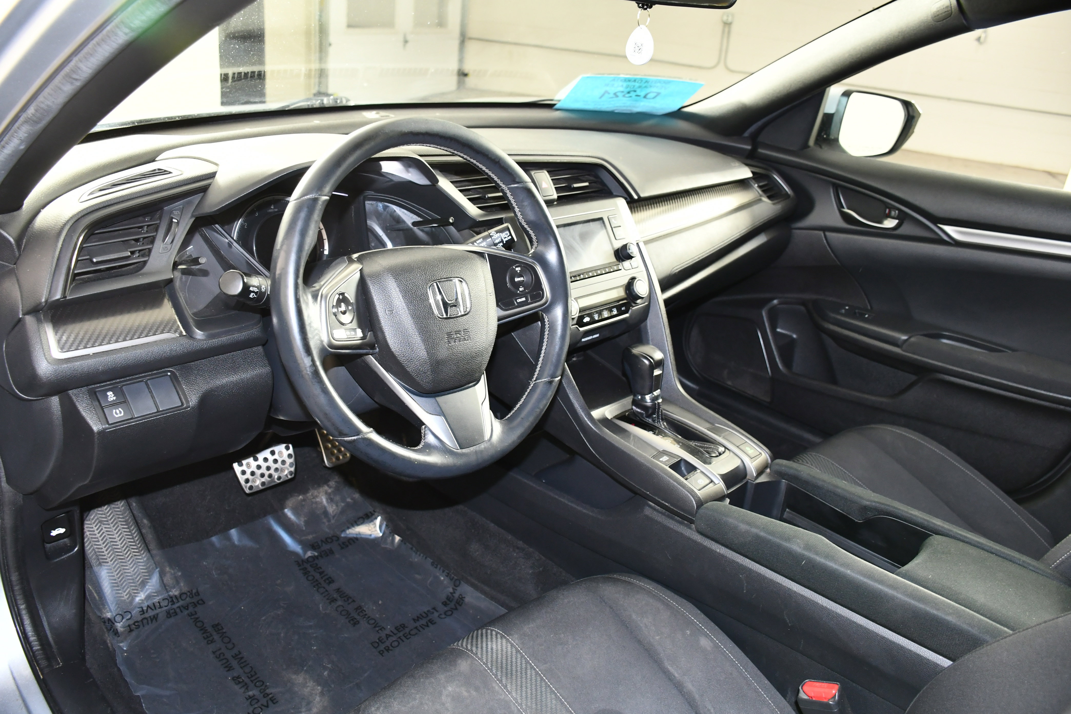 Used 2017 Honda Civic Sport image 2