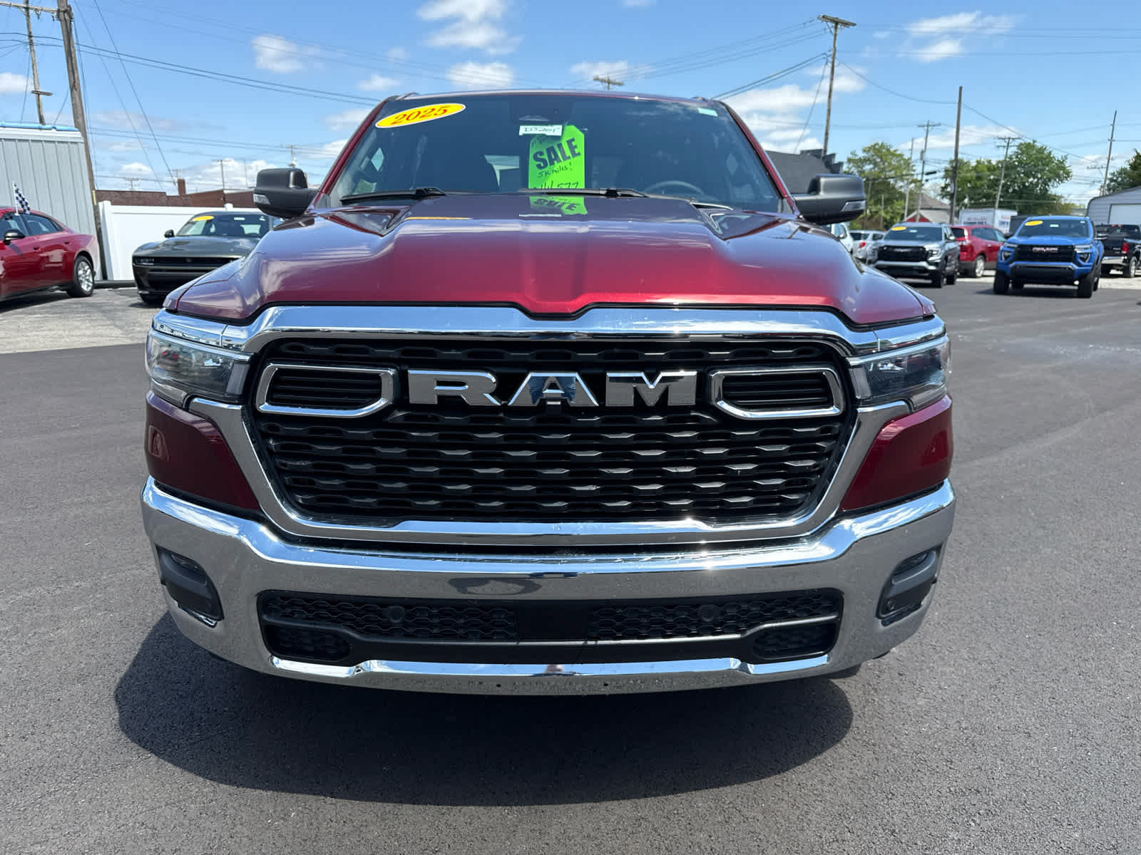 Used 2025 RAM 1500 Big Horn AWD/4WD image 4