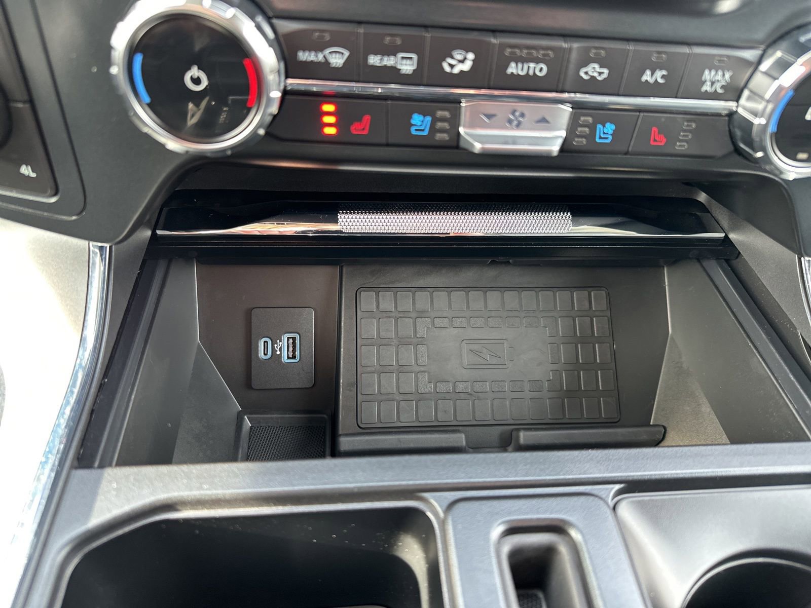 Used 2022 Ford F150 Lariat image 50