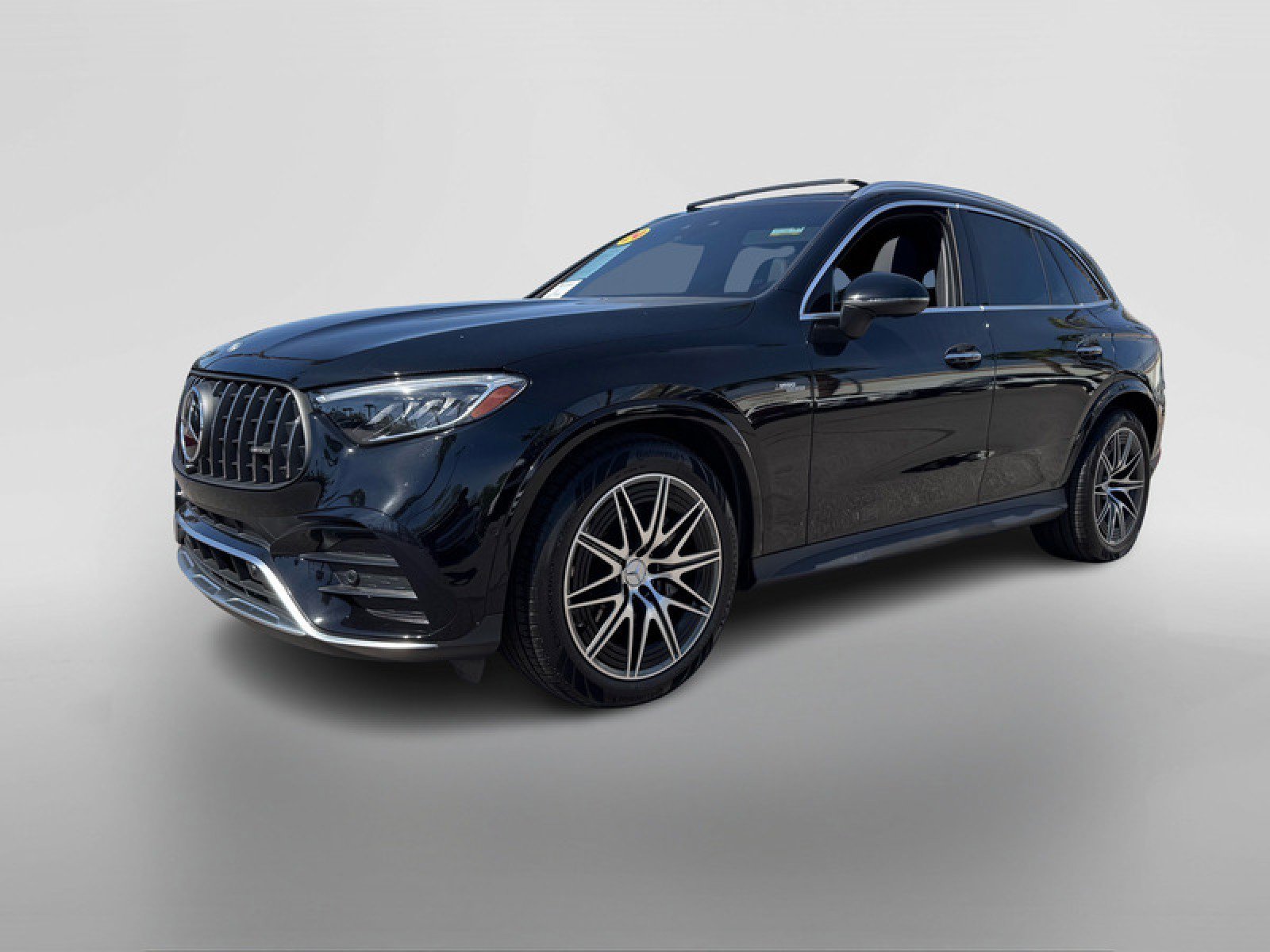 Certified 2024 Mercedes-Benz GLC 43 AMG 4MATIC w/ Driver Assistance Package image 9