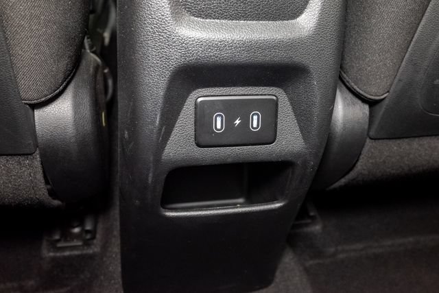 Used 2025 Hyundai Venue SEL FWD image 27