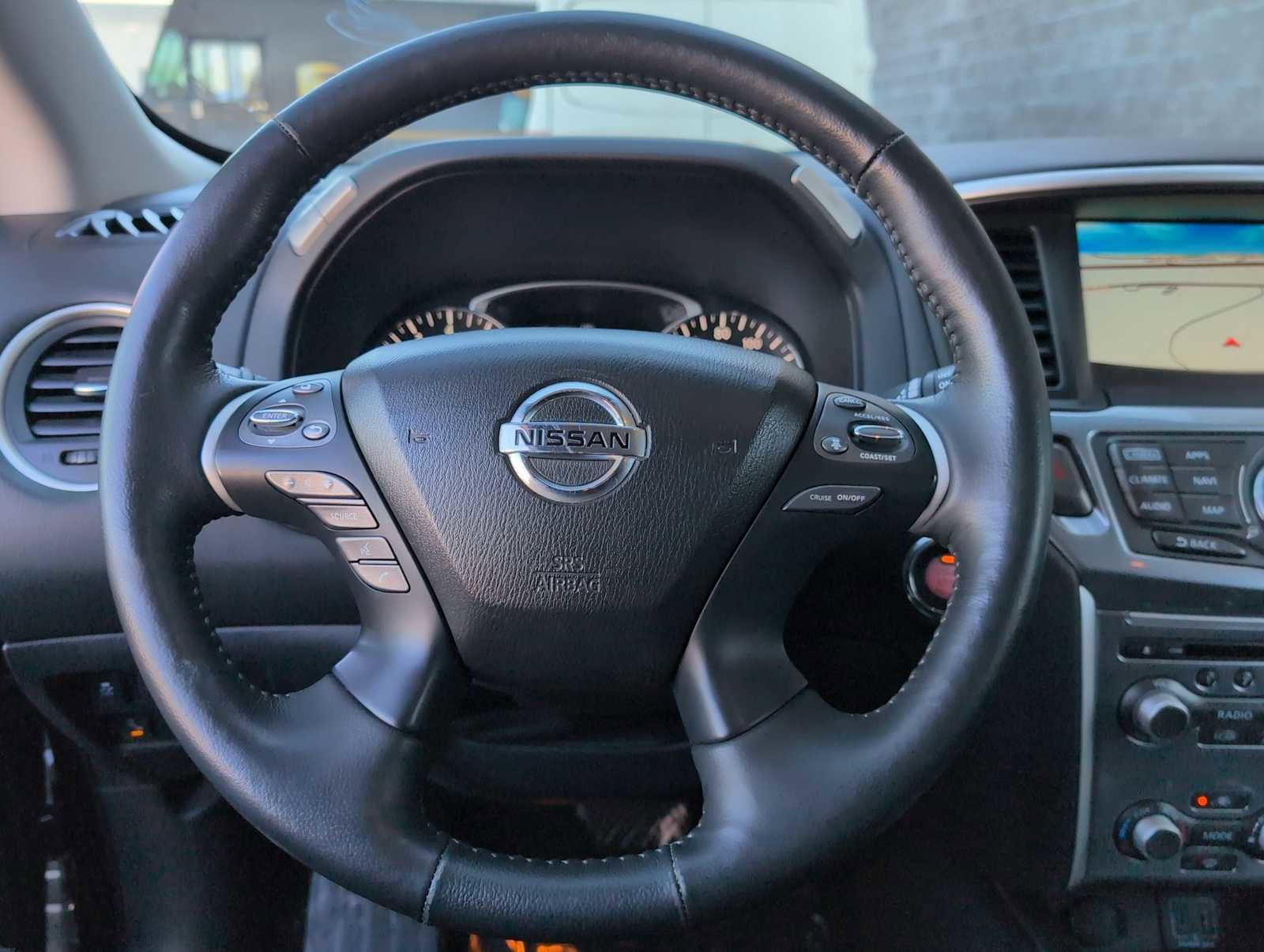 Used 2019 Nissan Pathfinder SL image 23