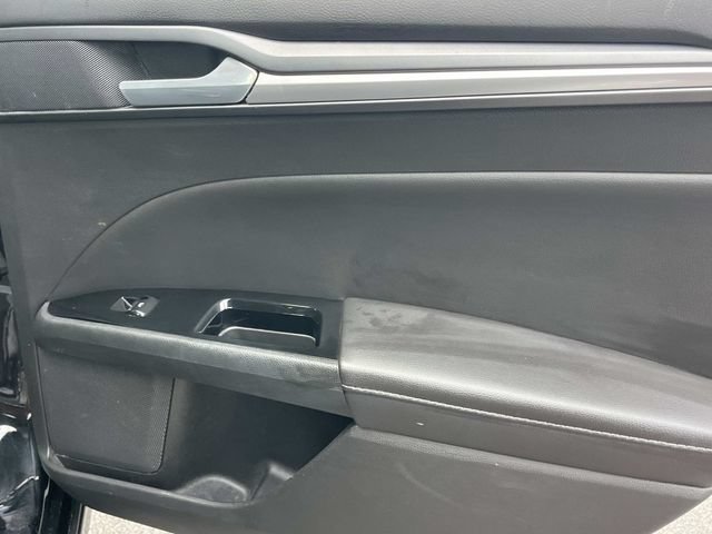 Used 2014 Ford Fusion Titanium AWD/4WD image 25