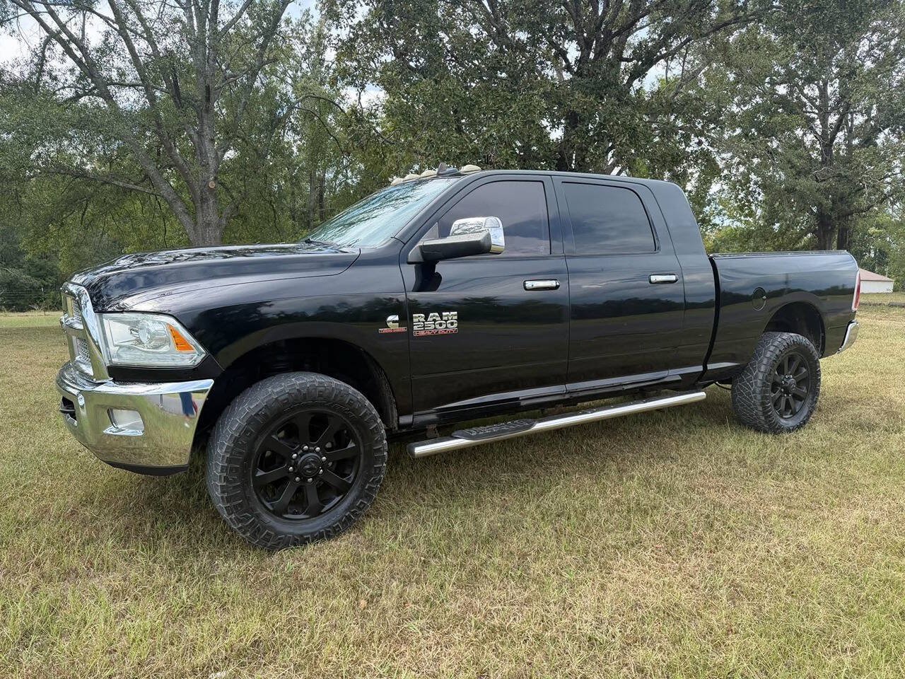 Used 2015 RAM 2500 Laramie AWD/4WD image 2