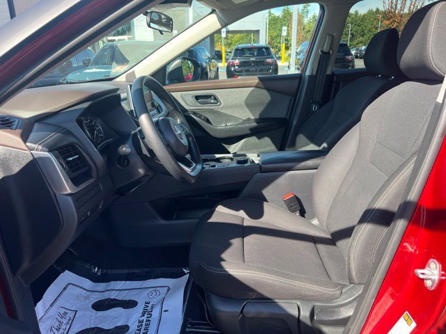 Used 2023 Nissan Rogue S AWD/4WD image 27