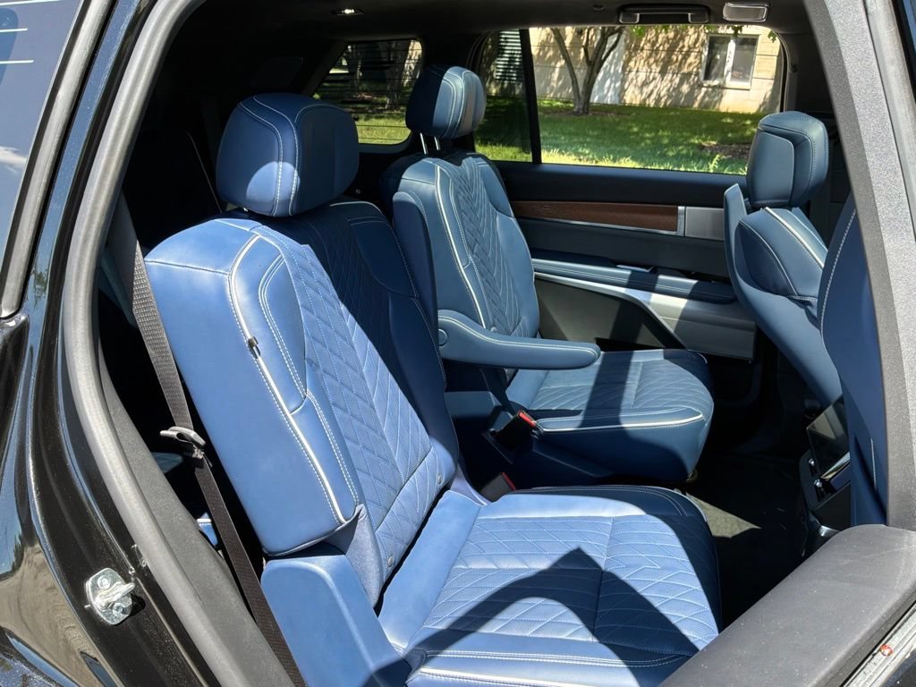 New 2026 Cadillac Vistiq Premium Luxury AWD/4WD image 31