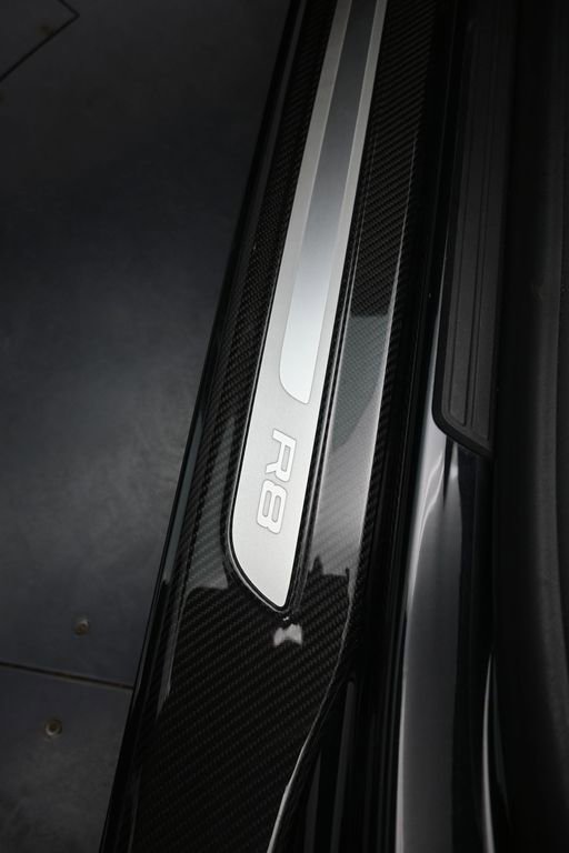 Used 2012 Audi R8 V8 AWD/4WD image 21