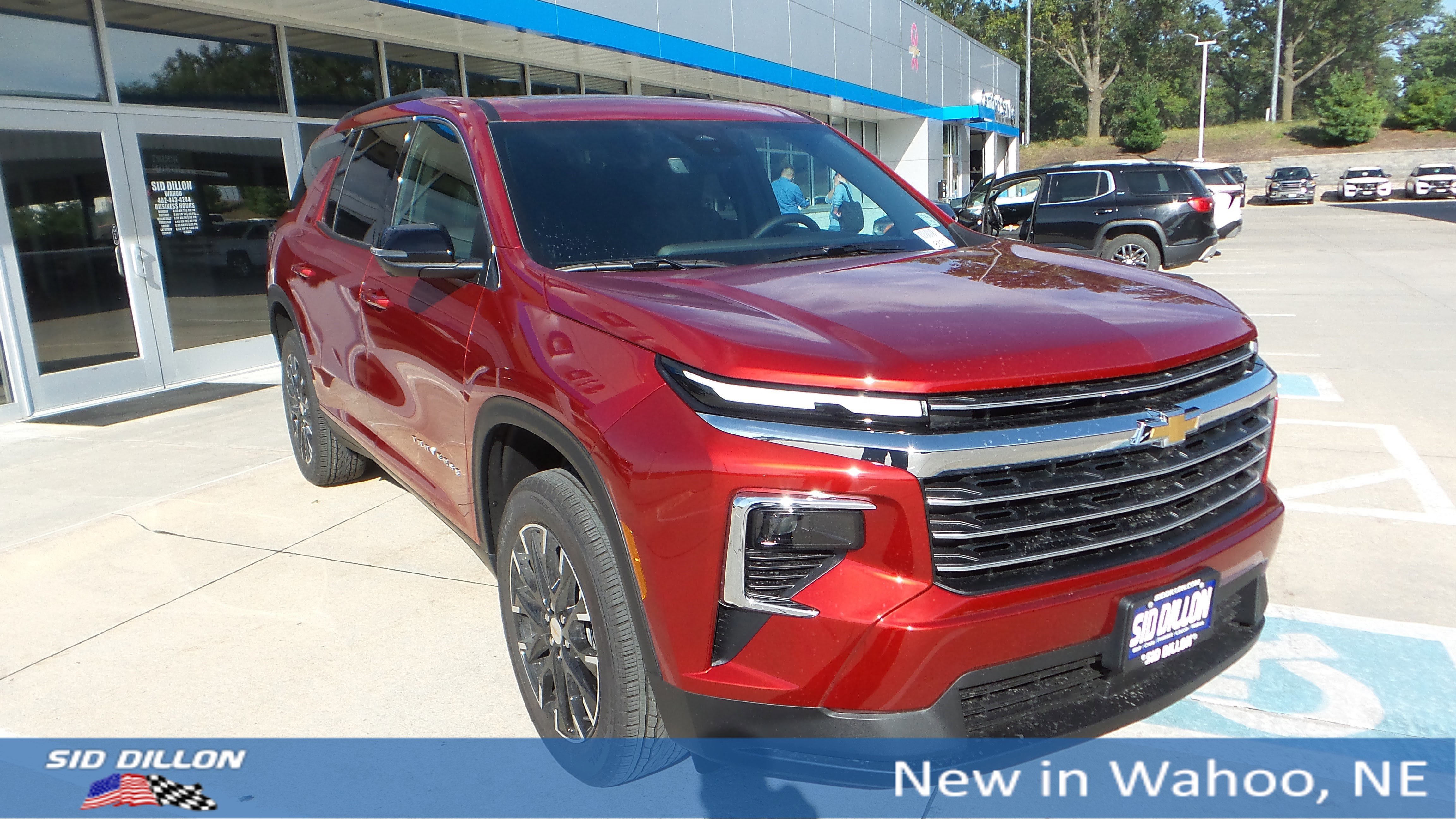 New 2026 Chevrolet Traverse LT w/ Sun and Wheel Package image 7