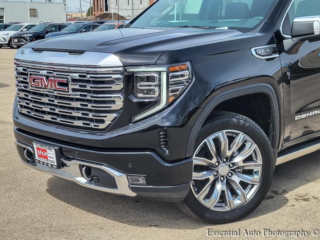 Used 2026 GMC Sierra 1500 Denali w/ Denali Reserve Package AWD/4WD image 3