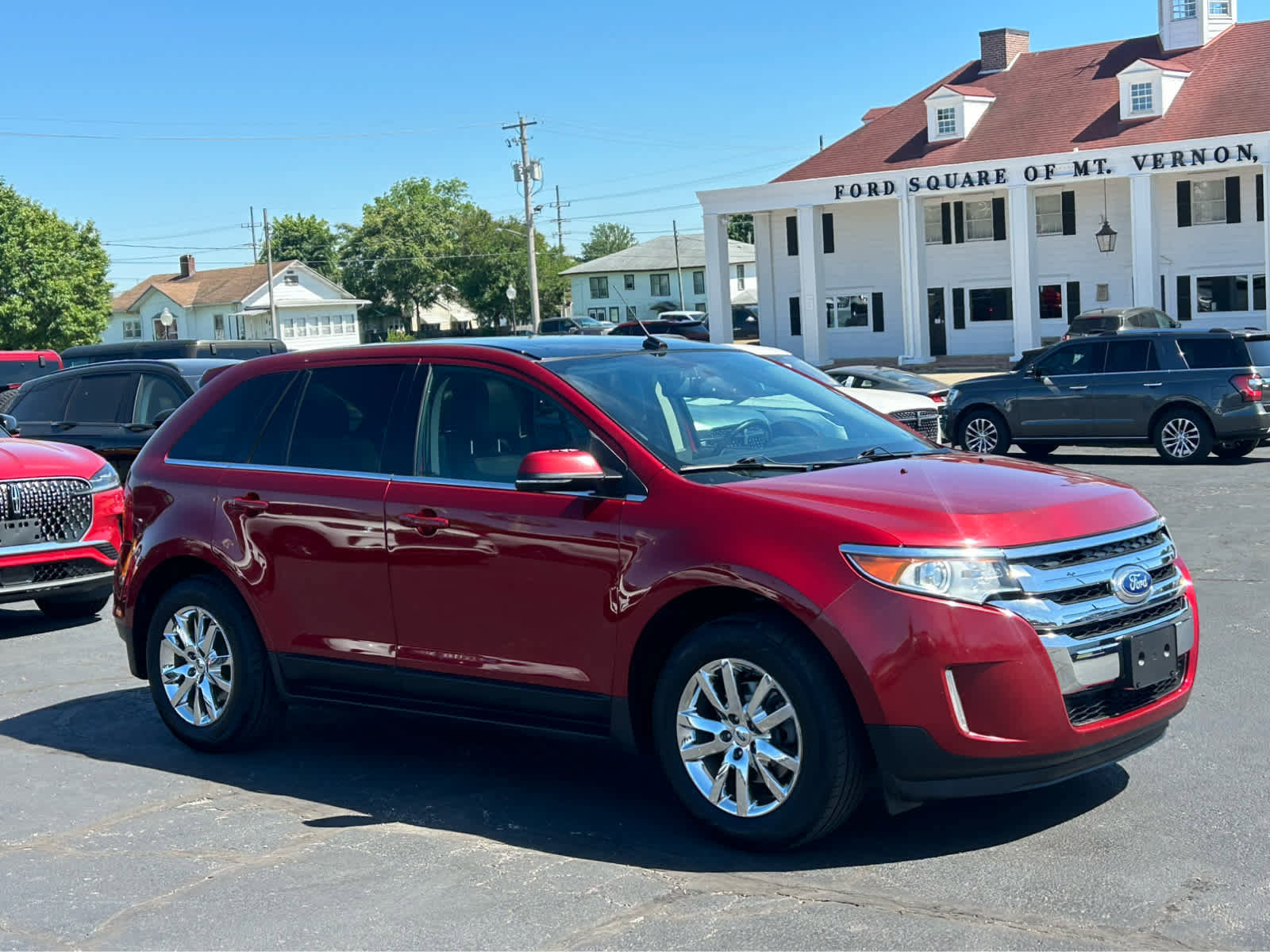 Used 2014 Ford Edge Limited w/ Equipment Group 301A FWD image 3