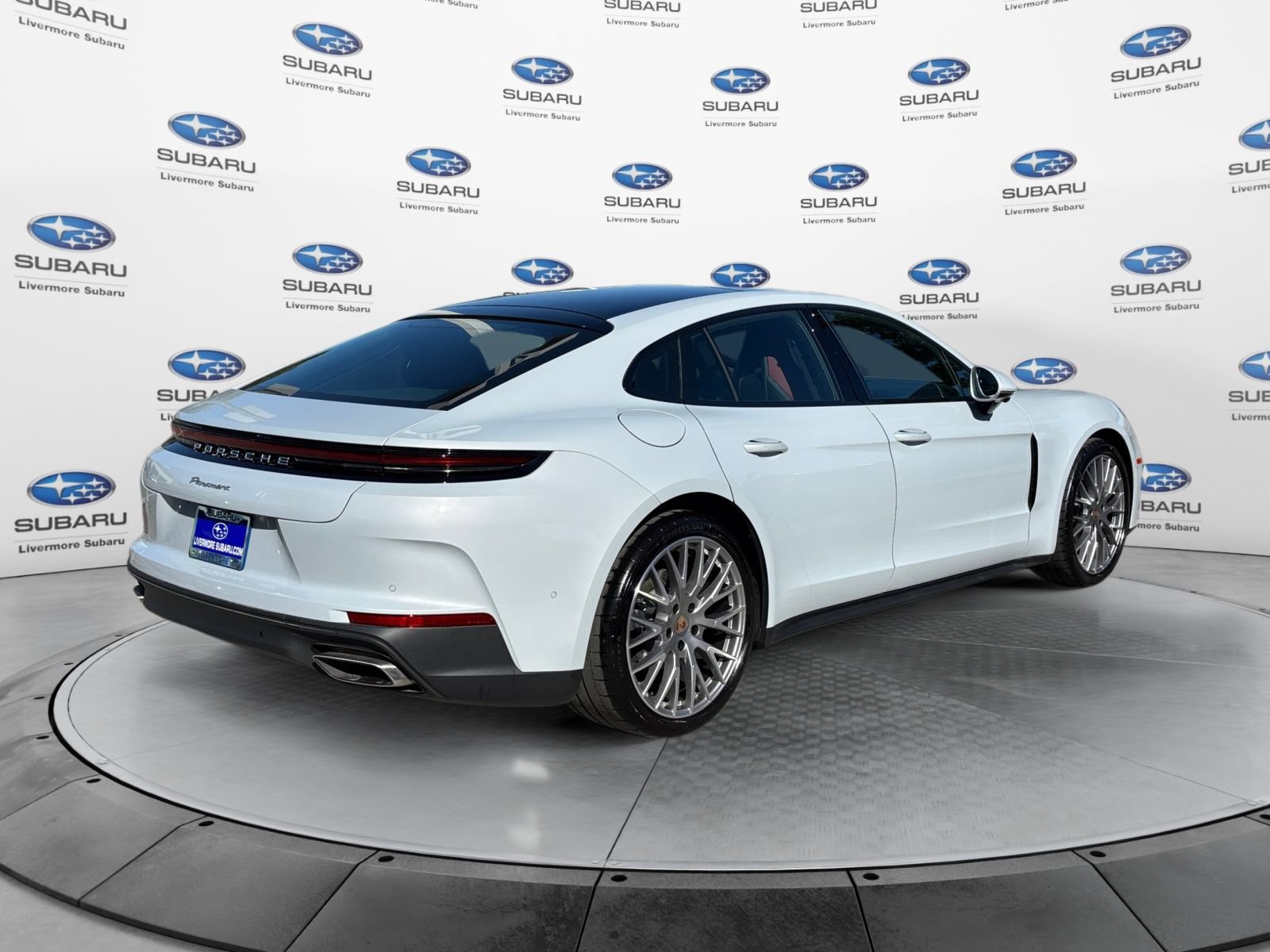 Used 2026 Porsche Panamera RWD image 5