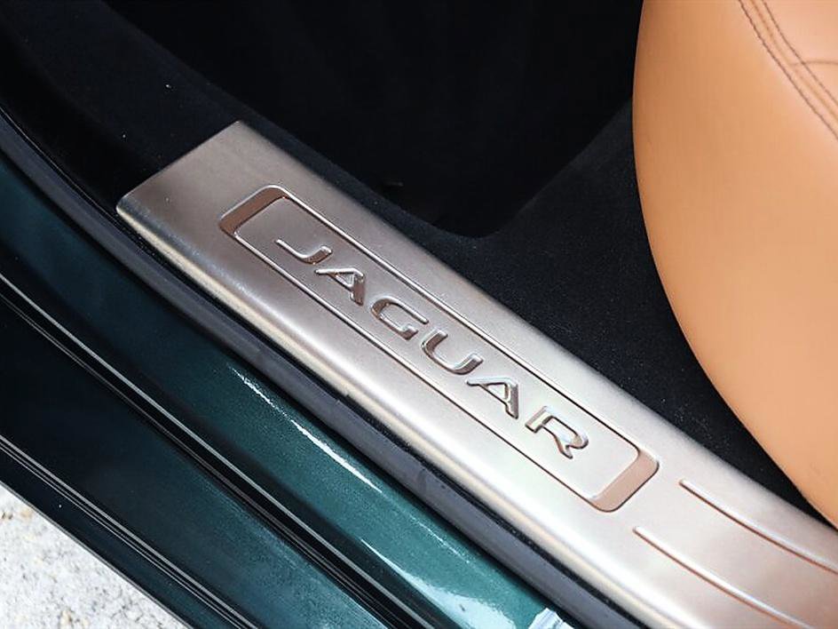 Used 2015 Jaguar XJ L Portfolio AWD/4WD image 24