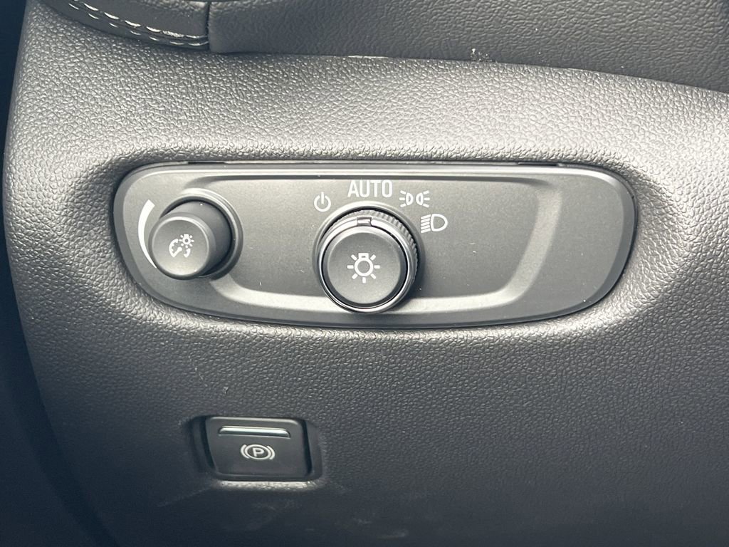 New 2026 Chevrolet Blazer LT w/ Midnight/Sport Edition image 11