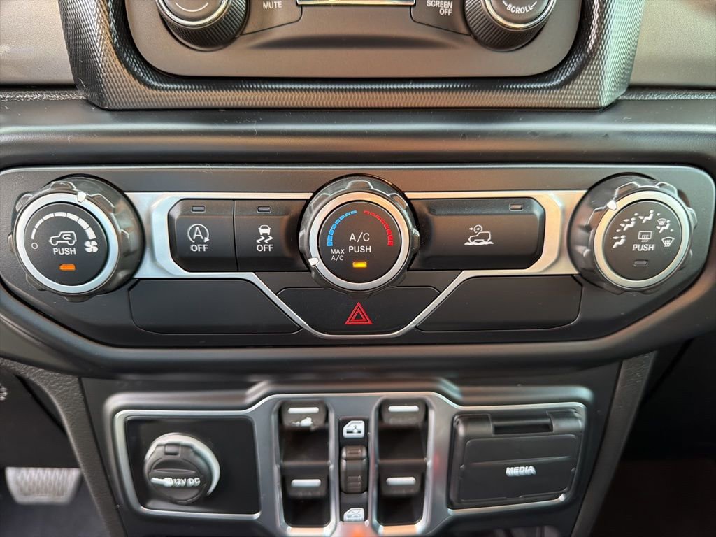 Used 2020 Jeep Gladiator Sport w/ Quick Order Package 24S AWD/4WD image 33