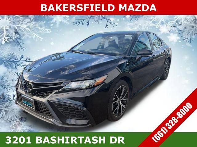 Used 2023 Toyota Camry SE
