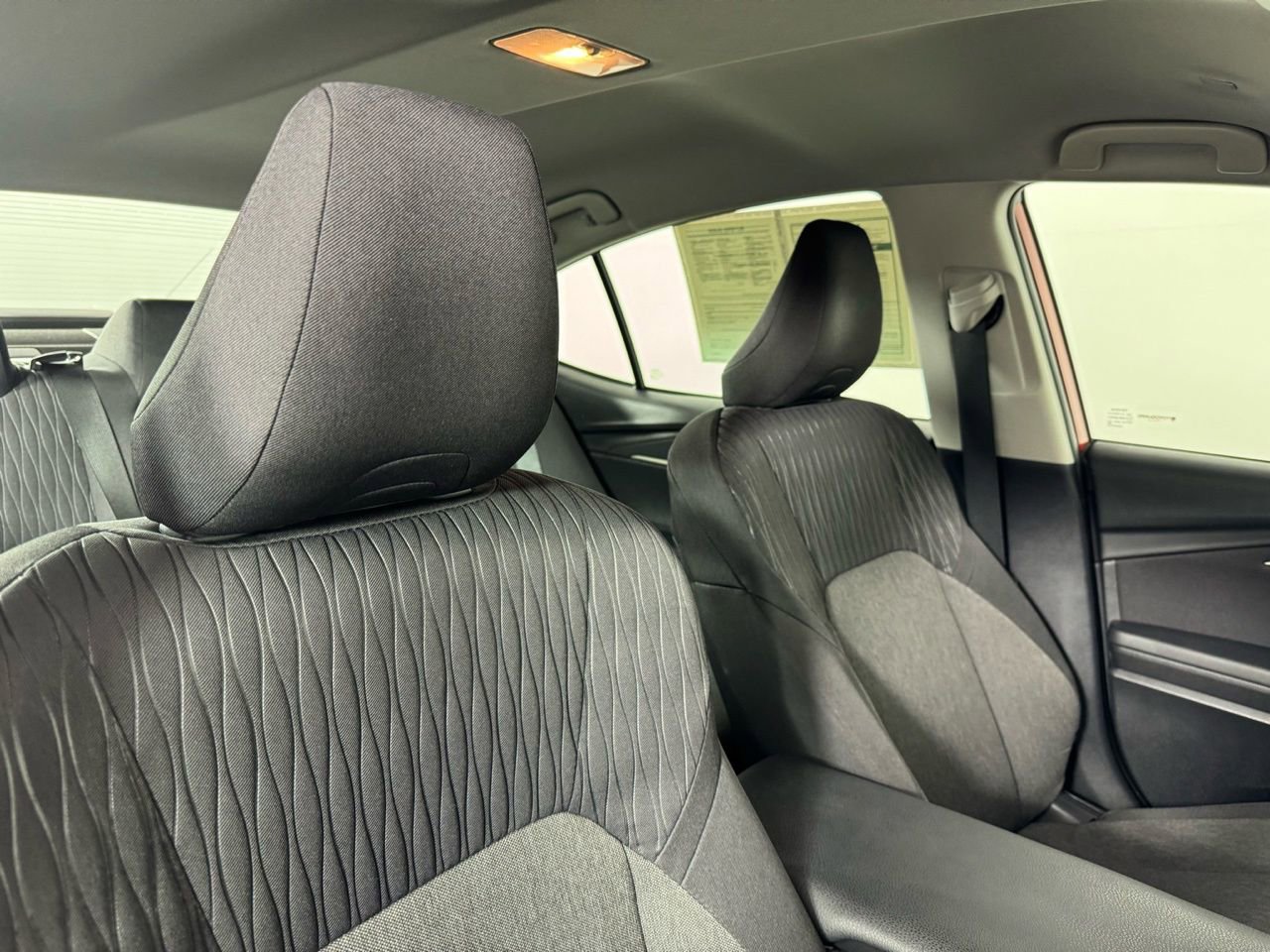 Used 2025 Toyota Camry LE image 32