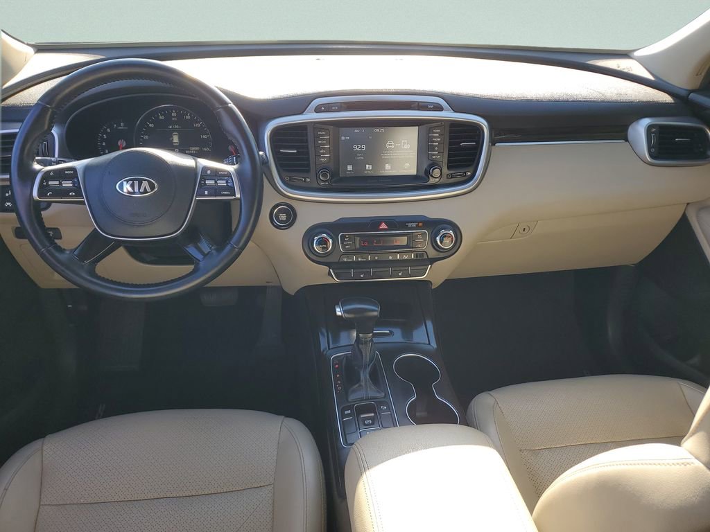 Used 2019 Kia Sorento EX image 14