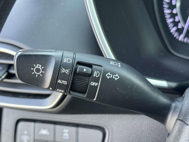 Used 2020 Hyundai Santa Fe SEL image 13