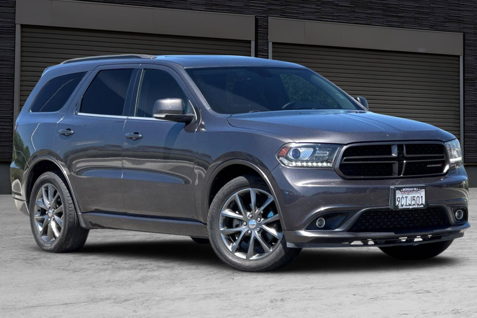 Used 2017 Dodge Durango GT w/ Premium Group RWD image 2