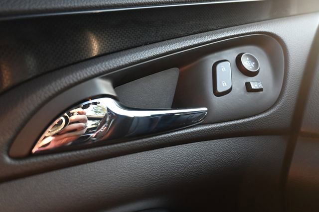 Used 2017 Buick Regal GS image 40