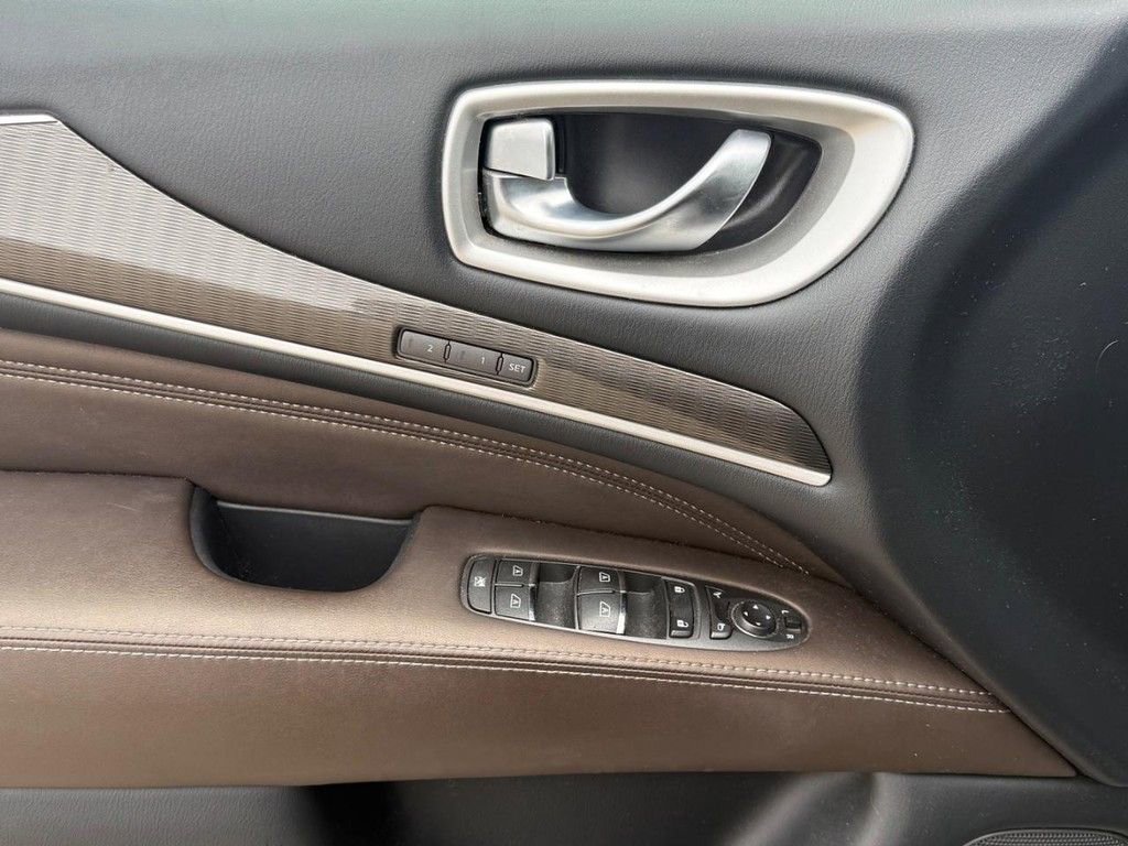 Used 2020 INFINITI QX60 Luxe w/ Essential Package image 29