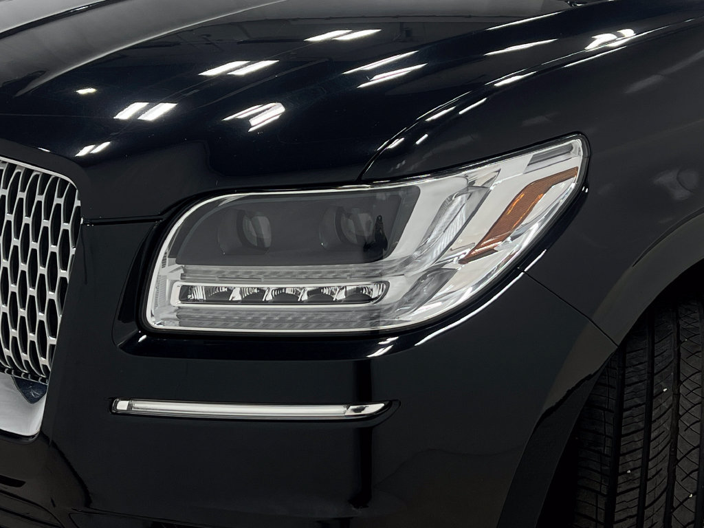 Used 2019 Lincoln Navigator Reserve AWD/4WD image 39