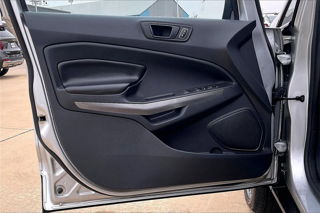 Used 2020 Ford EcoSport SES image 23