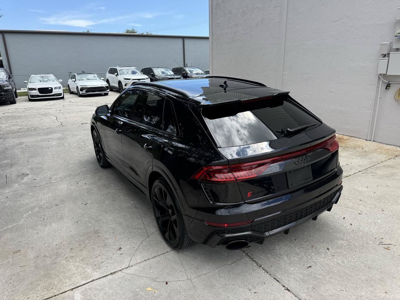 Used 2021 Audi RS Q8 w/ Carbon Optic Package AWD/4WD image 7