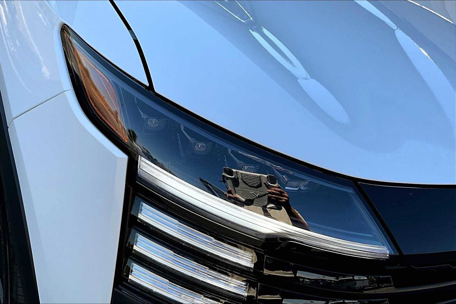 New 2026 Nissan Kicks SR image 13