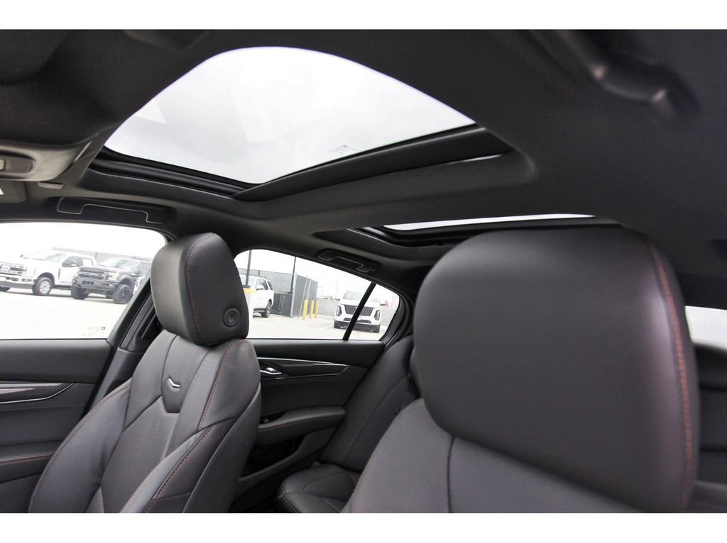 New 2026 Cadillac CT5 V image 24