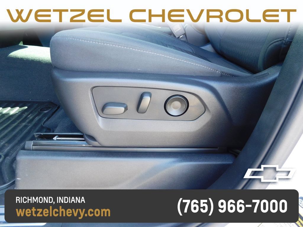 Used 2024 Chevrolet Silverado 2500 LT w/ Convenience Package AWD/4WD image 17