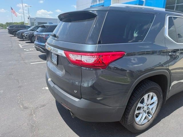 Used 2018 Chevrolet Traverse LT FWD image 17