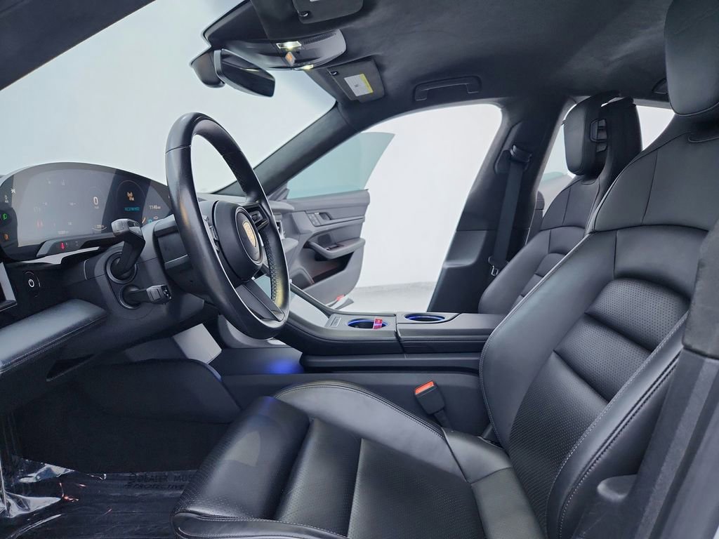 Used 2021 Porsche Taycan Turbo image 16