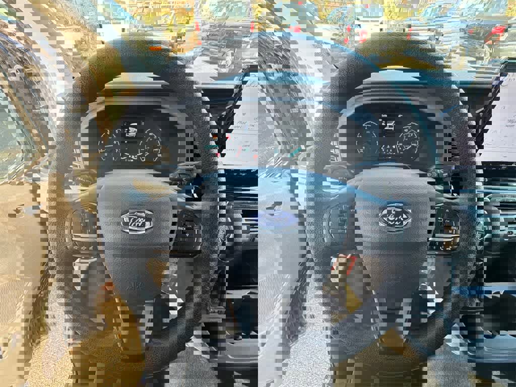 Used 2023 Ford Transit 350 XLT image 21