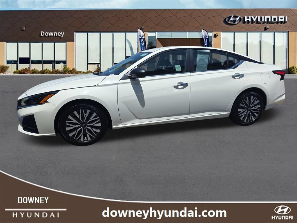 Used 2025 Nissan Altima 2.5 SV