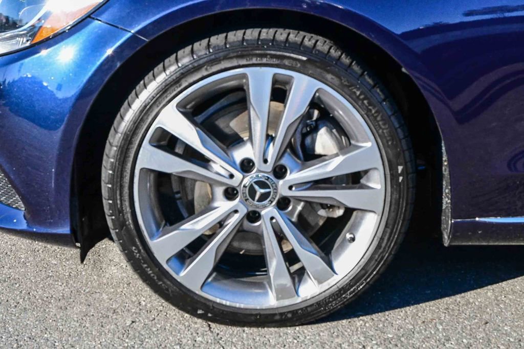 Used 2018 Mercedes-Benz C 300 Sedan image 11