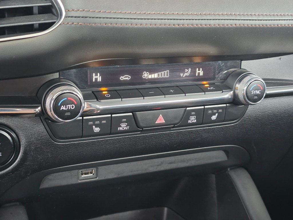 Used 2021 MAZDA MAZDA3 s FWD image 28