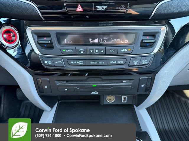 Used 2019 Honda Pilot Touring image 32