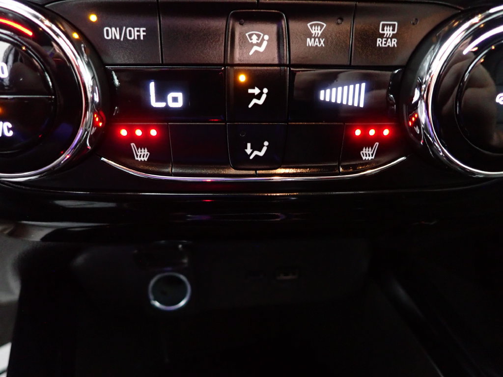 Used 2026 Chevrolet Trax RS w/ Driver Confidence Package FWD image 5