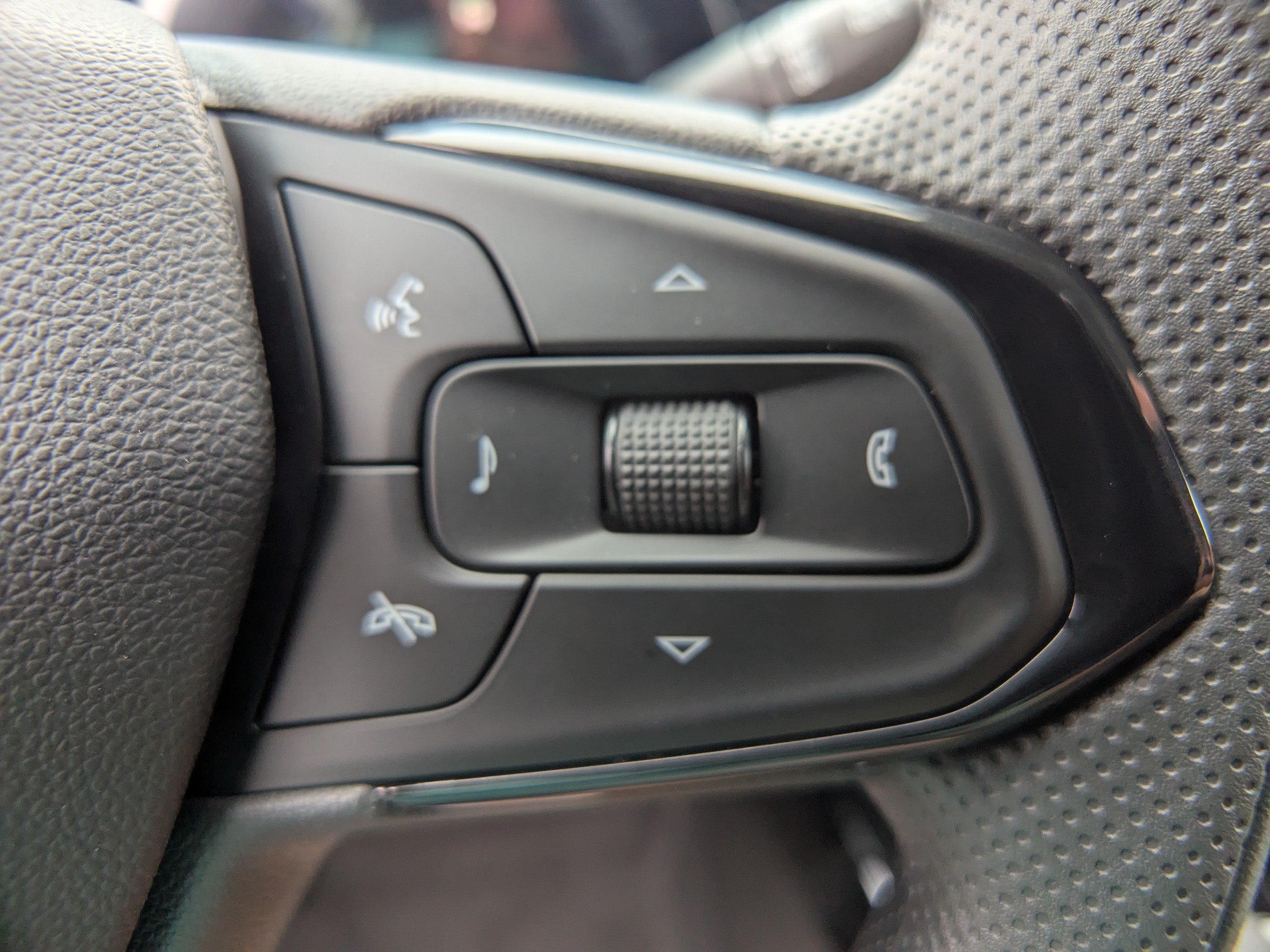 New 2026 Chevrolet Trax LT FWD image 22