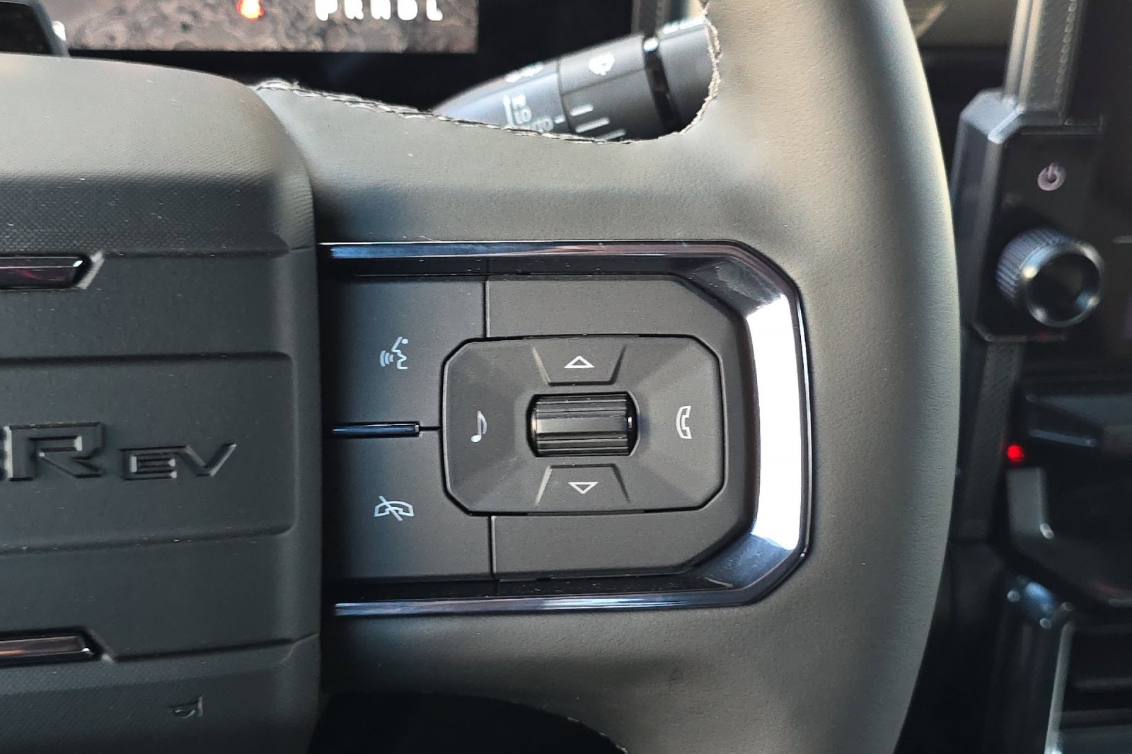 New 2026 GMC Hummer EV SUV w/ LPO, Sport Package image 28
