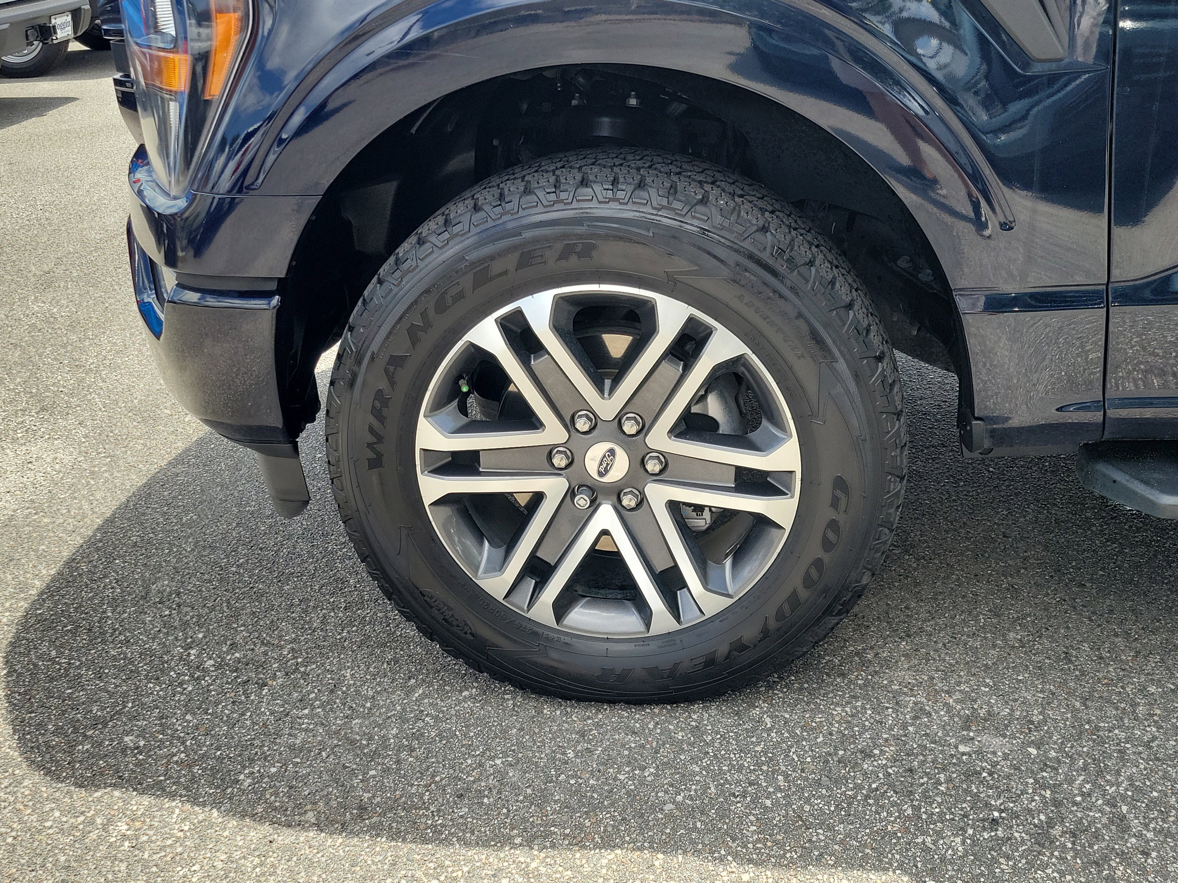 Used 2023 Ford F150 XL w/ STX Appearance Package AWD/4WD image 6