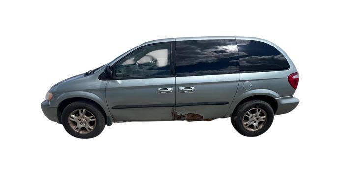 Used 2003 Dodge Caravan Sport FWD image 2