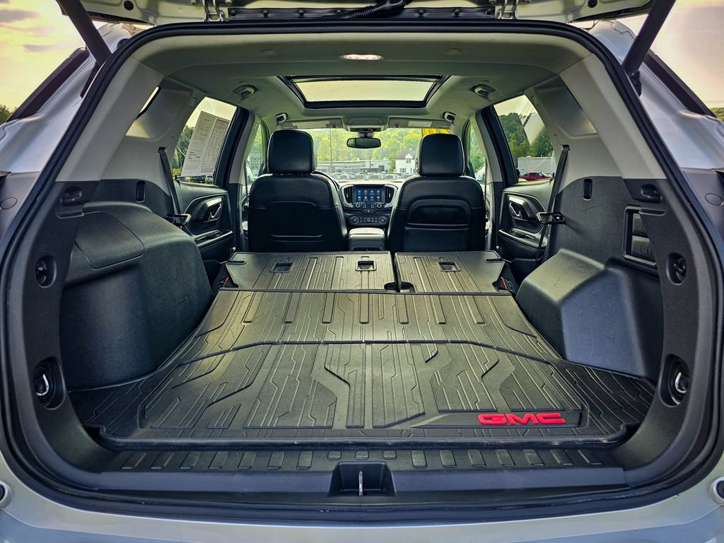 Used 2020 GMC Terrain SLT w/ Preferred Package AWD/4WD image 34