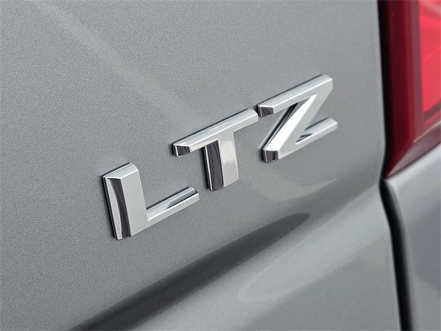Used 2025 Chevrolet Silverado 1500 LTZ image 12