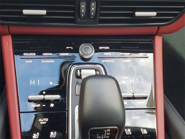 Certified 2023 Porsche Cayenne Turbo image 31