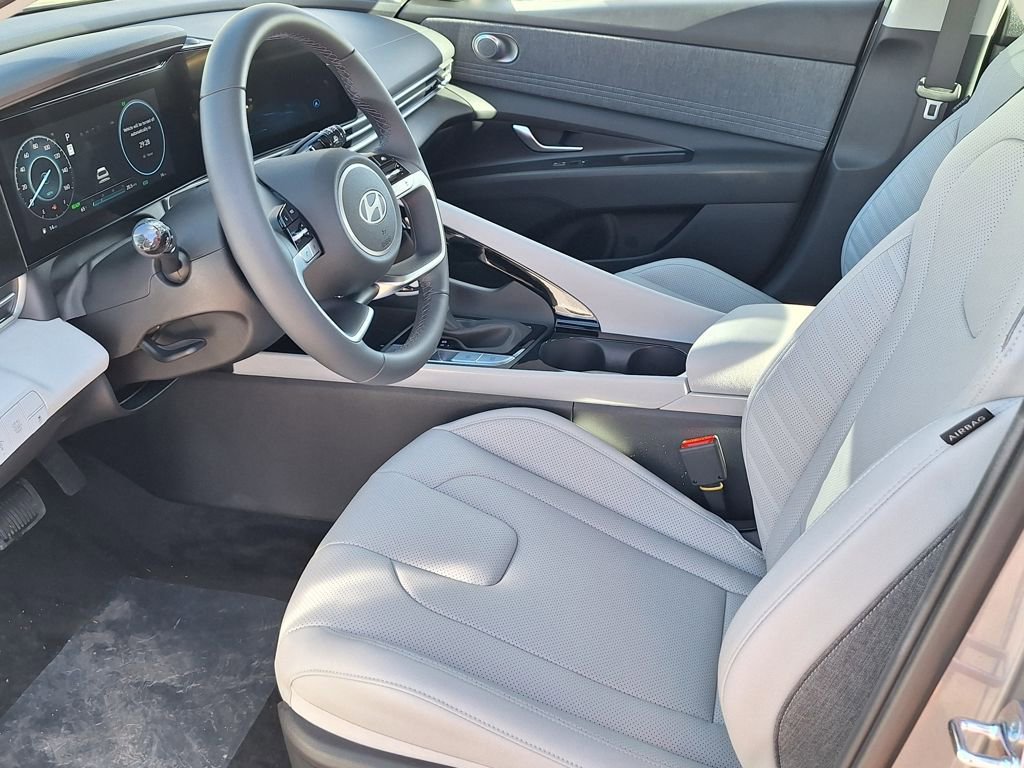 New 2026 Hyundai Elantra Limited image 10