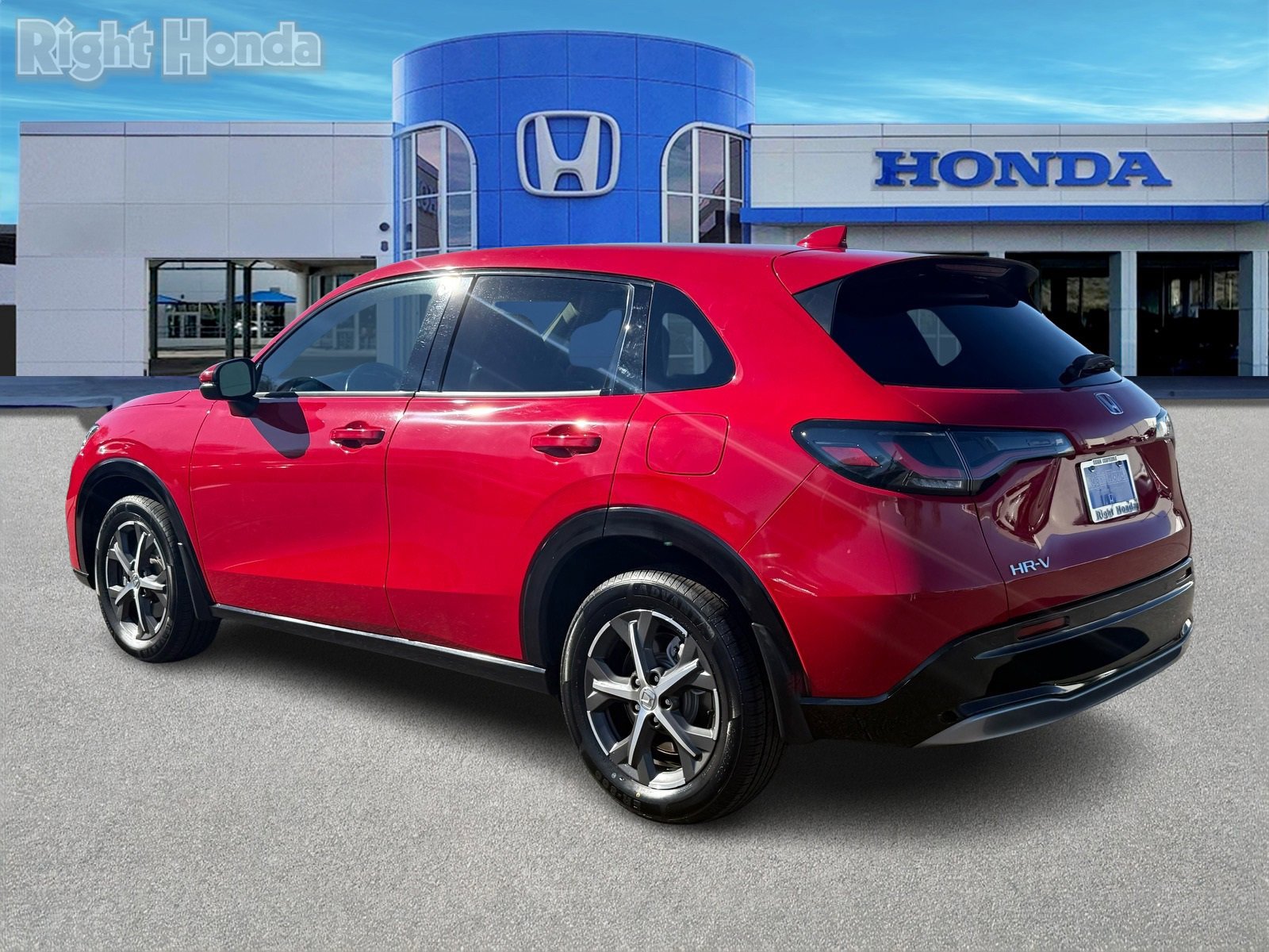 Used 2023 Honda HR-V EX-L image 5
