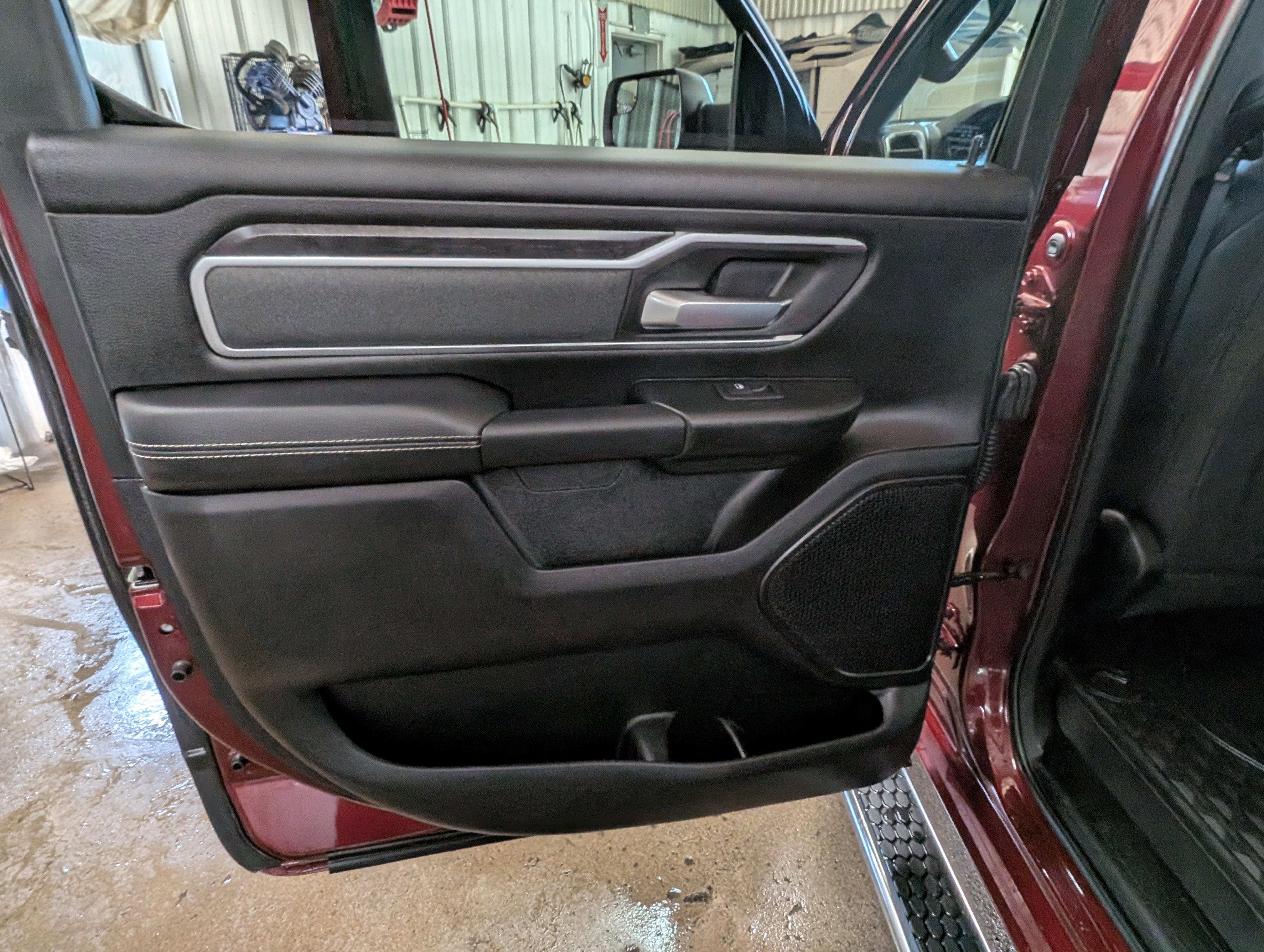 Used 2022 RAM 1500 Big Horn image 10