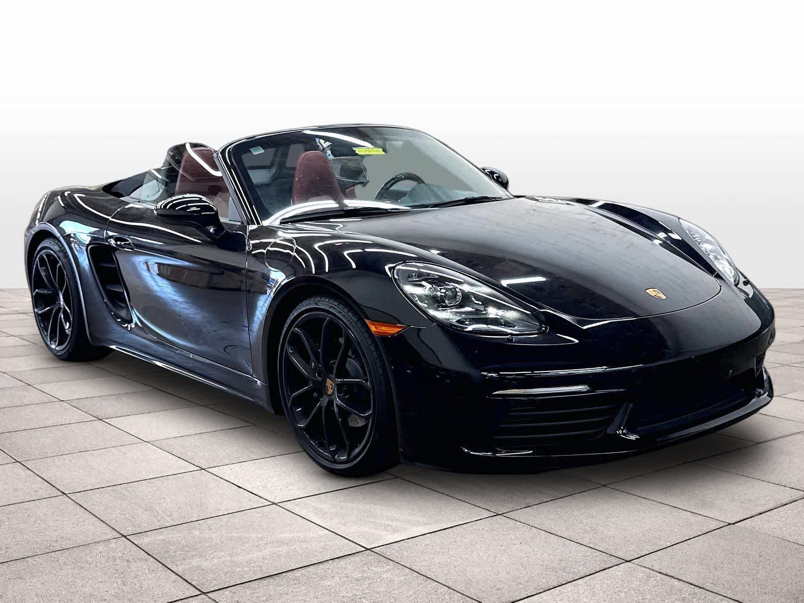 Used 2024 Porsche 718 Boxster RWD image 2